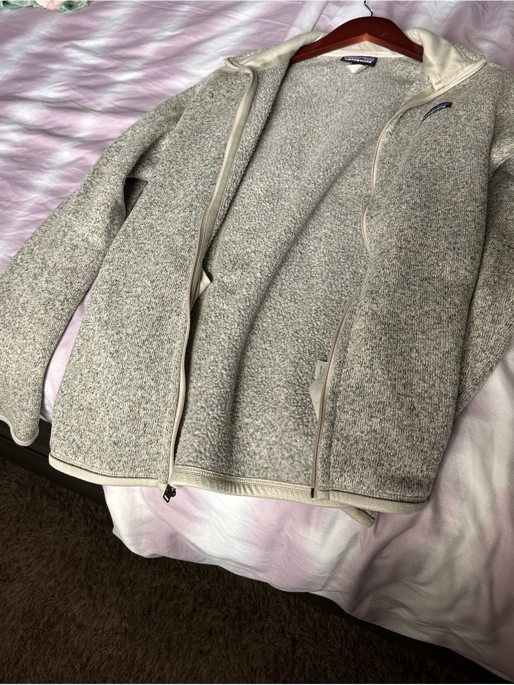 This Patagonia Women's Better Sweater Jacke - Picture 2 of 7